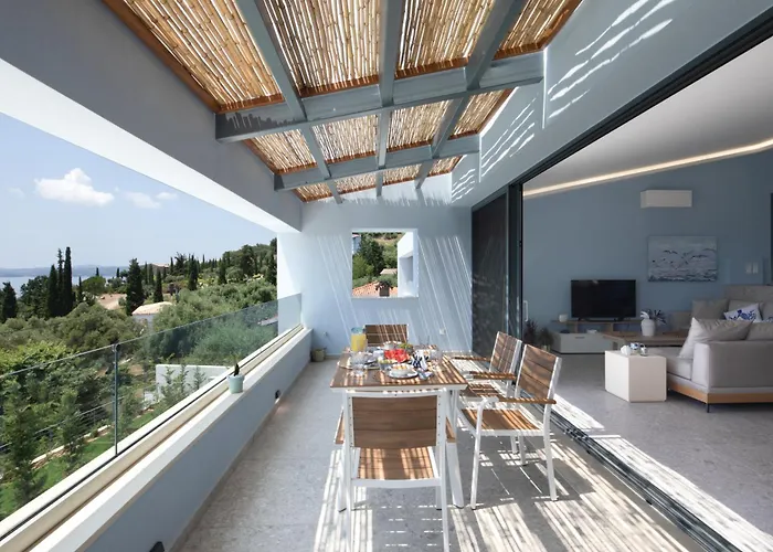 Nissaki Blue - Lili & Leila By White Dream *